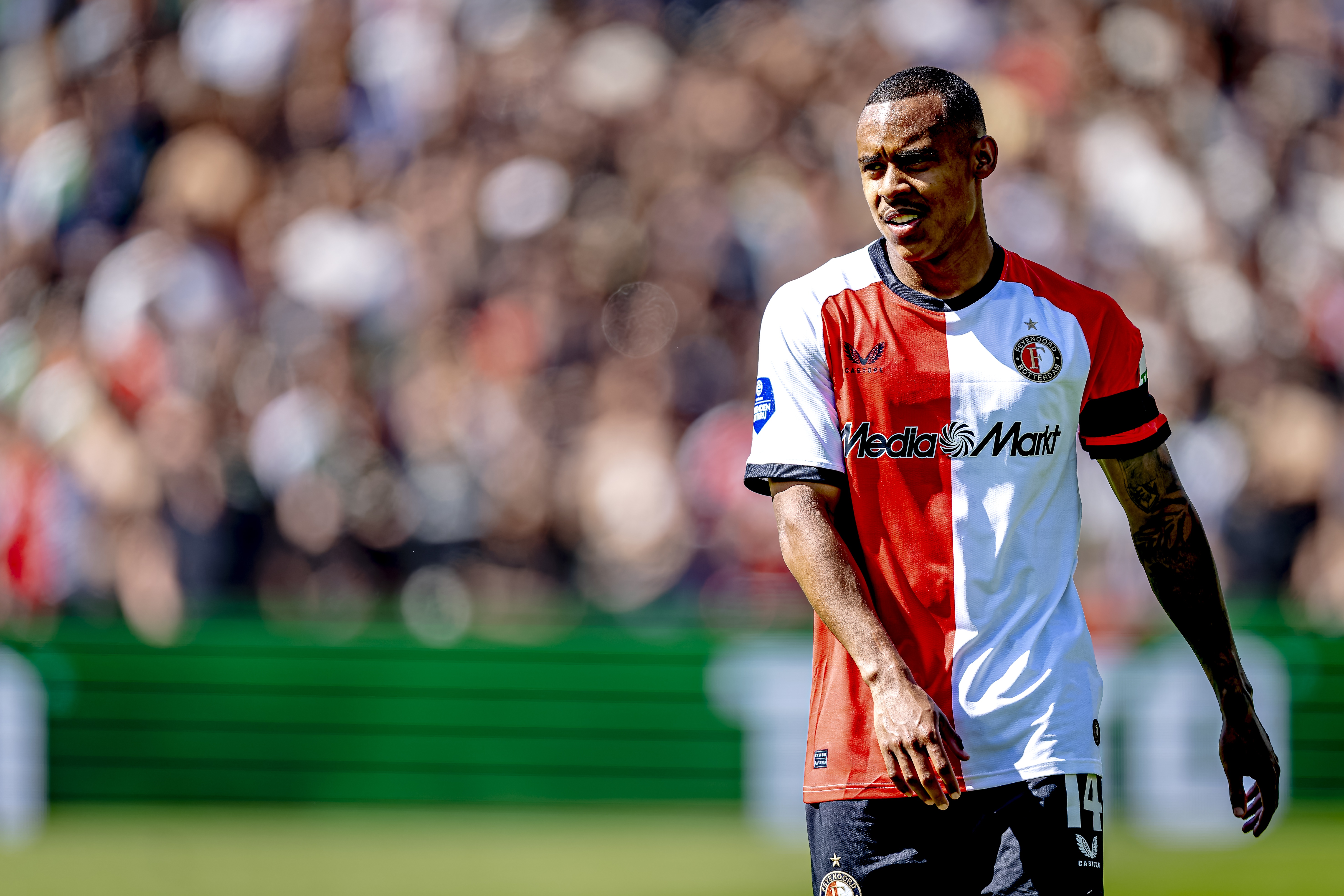 包含NBA季后赛今晨再迎强敌，埃因霍温调整名单，主帅态度：态度坚定，数据趋势出现新变化的词条-中欧体育